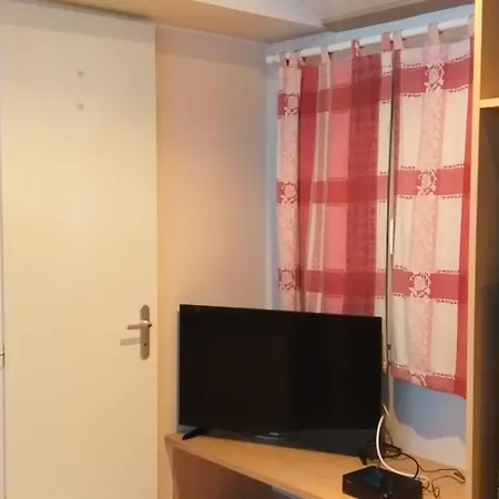 Кемпинг Mobil 4pers Vo